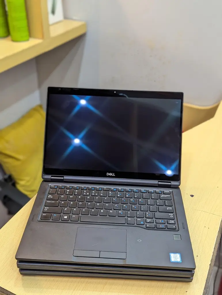 Dell Latitude 7390 2in1 Laptop (1).webp