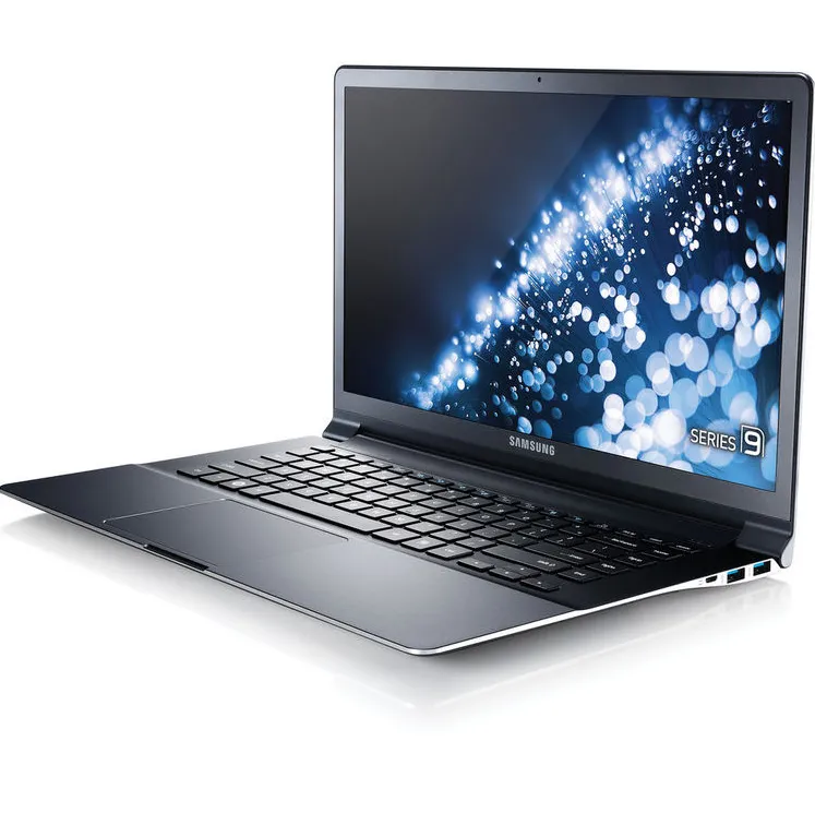 Samsung Series 9 NP900X4C 15" Ultrabook Computer (Mineral Ash Black)
